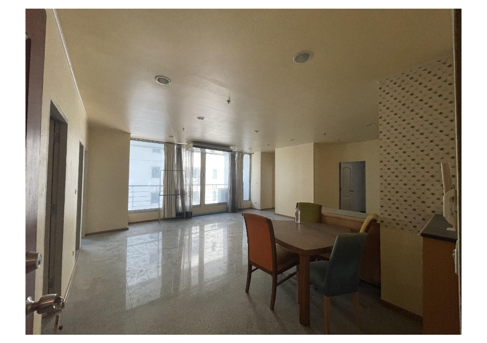 For SaleCondoSathorn, Narathiwat : [L241129002] For sale Sathorn House 4 bedrooms, size 119.83 sq m. Don//'t miss out, special price!!!
