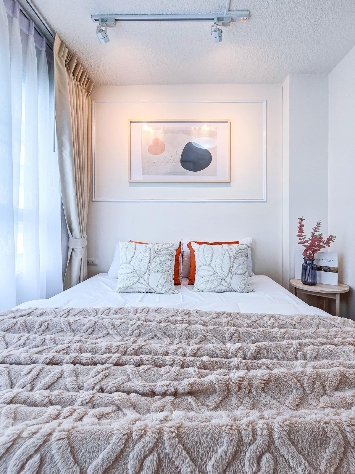 For SaleCondoLadkrabang, Suwannaphum Airport : 🔥 Installment 5,000 🔥 Lumpini Ville On Nut Lat Krabang 2 rooms ready to move in Free !! Full set of furniture The project is on the road near Robinson Lat Krabang. The best location 🔥🔥