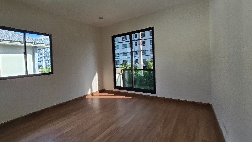 For SaleHousePathum Thani,Rangsit, Thammasat : For sale: 2-storey detached house, Phatsar Don Mueang - Phahon Yothin, corner house, 100 m. from Phahon Yothin Road, near Future Park Rangsit from Pruksa