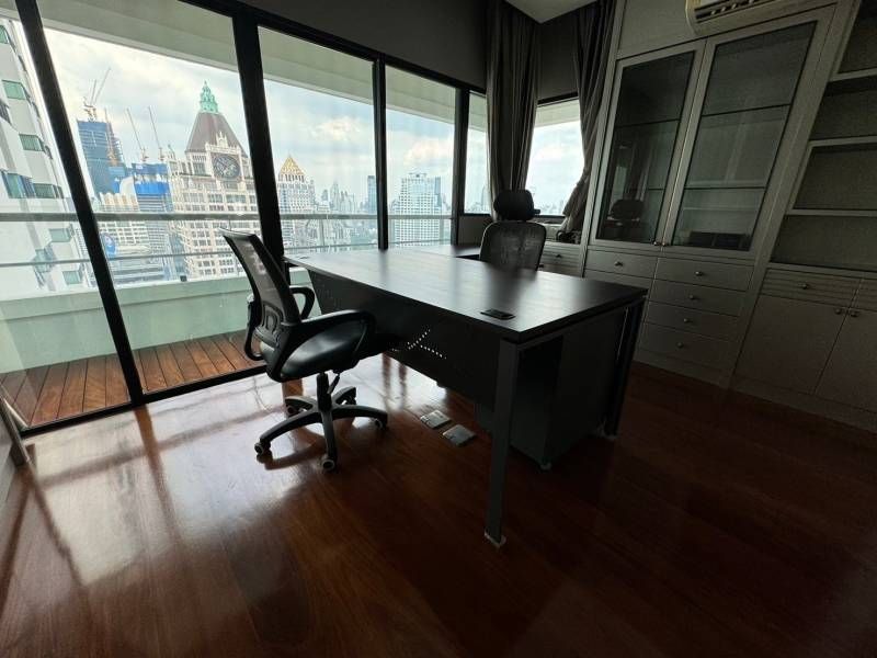 For SaleCondoSathorn, Narathiwat : For Sale🛎️ Sathorn Garden Condo 🛌 4beds /4baths 440 sqm.