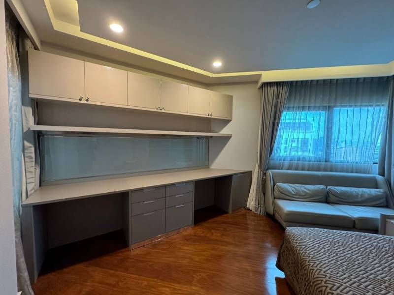 For SaleCondoSathorn, Narathiwat : For Sale🛎️ Sathorn Garden Condo 🛌 4beds /4baths 440 sqm.