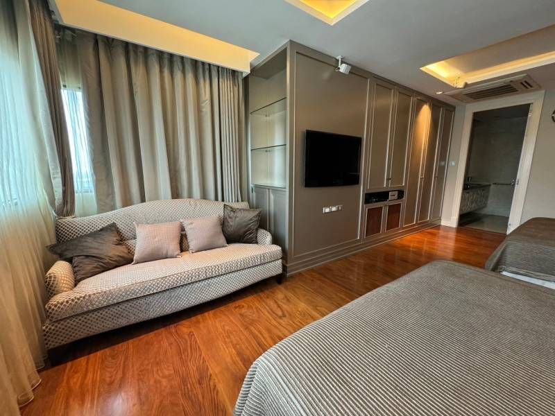For SaleCondoSathorn, Narathiwat : For Sale🛎️ Sathorn Garden Condo 🛌 4beds /4baths 440 sqm.