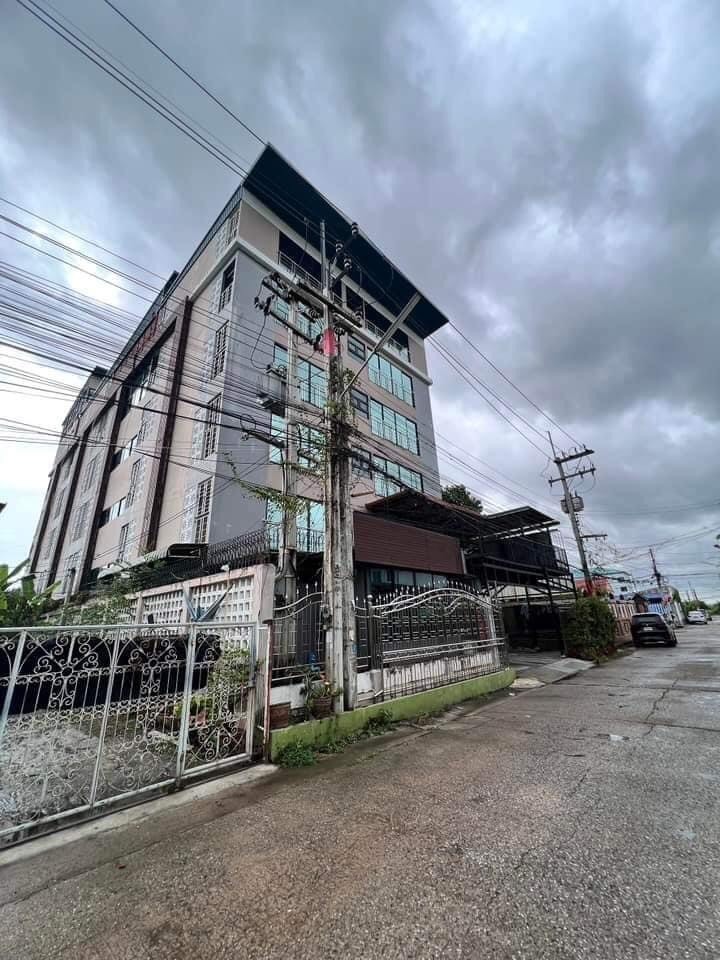 For SaleShop HouseChachoengsao : 6-Storey Apartment for Sale in Chachoengsao, 189 sqw, 65 Rooms, convenient transportation, community area : EL24S-045