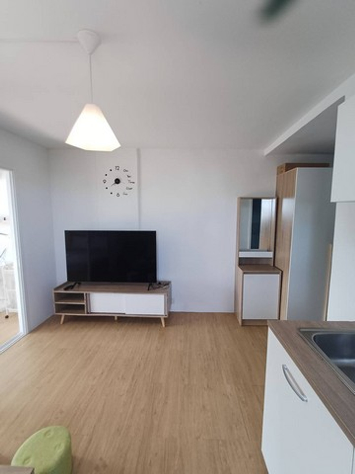 ให้เช่าคอนโดซิตี้วิลล่าตึกE2 ชั้น8 ห้องมุมย่านลาดพร้าว รามคำแหง บางกะปิ fully furnished ใกล้BTSลาดพร้าว101 ใกล้ซอยมหาดไทย ลาดพร้าว 130 รามคำแหง 81 Loading...