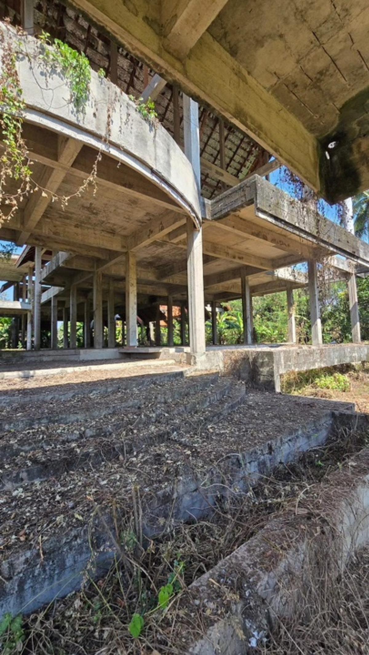 ขายที่ดินนครปฐม : ขายที่ดินสามพราน จังหวัดนครปฐมเนื้อที่ 7 ไร่ 2 งาน 95 ตารางวาพร้อมโกดัง ออฟฟิศ ขนาด 1,200 ตารางเมตรและโครงสร้างบ้านขนาด 1,300 ตารางเมตร