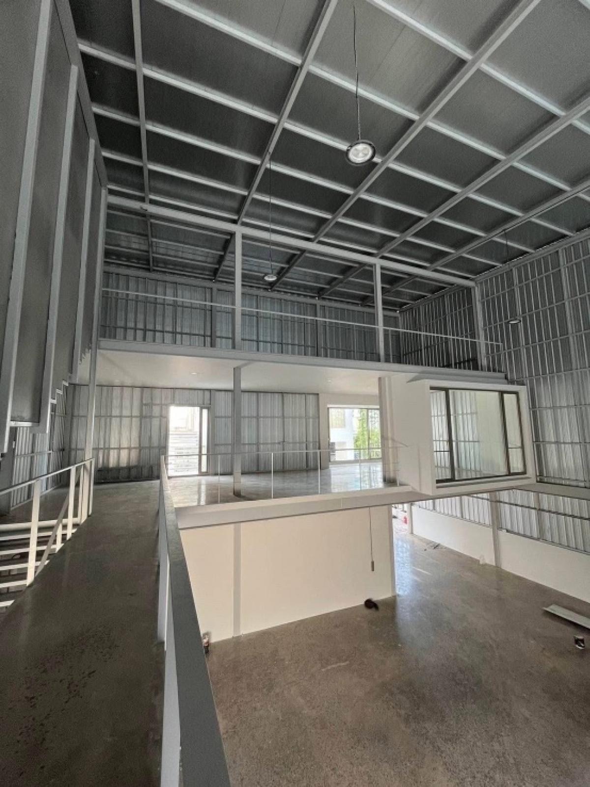 ขายโฮมออฟฟิศอ่อนนุช อุดมสุข : ขาย Home office + โกดัง สุขุมวิท 103 ขนาด 1000 Sq.m  จอดรถได้ 10 คัน เพียง 59 MB (Rent 260,000) ติดต่อ 086-795-9997( จิมมี่)