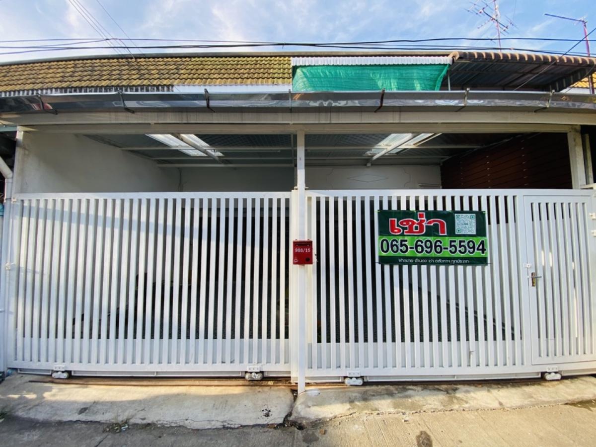 For RentTownhomeOnnut, Udomsuk : For Rent #For rent, newly renovated townhouse, near Wachira Tham Sathit School, near the market