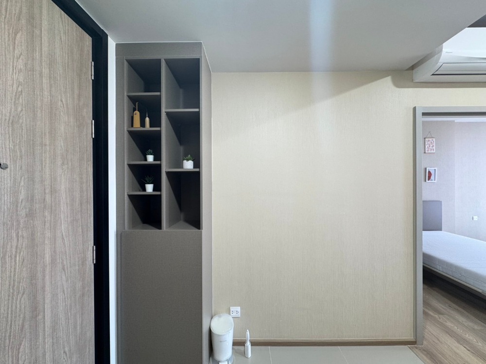 For RentCondoSukhumvit, Asoke, Thonglor : 🏢 Oka Haus 🛏️Beautiful room ✨Many rooms 🌐 Good location📍High floor 🌤️Beautiful view 🛋️Fully furnished 📺Fully equipped appliances (special price)