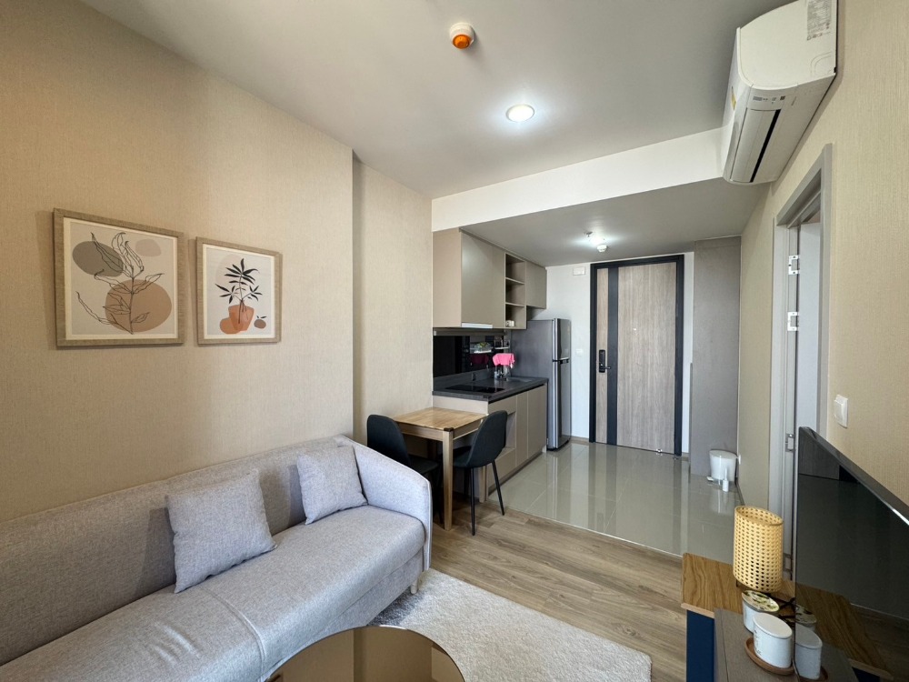 For RentCondoSukhumvit, Asoke, Thonglor : 🏢 Oka Haus 🛏️Beautiful room ✨Many rooms 🌐 Good location📍High floor 🌤️Beautiful view 🛋️Fully furnished 📺Fully equipped appliances (special price)