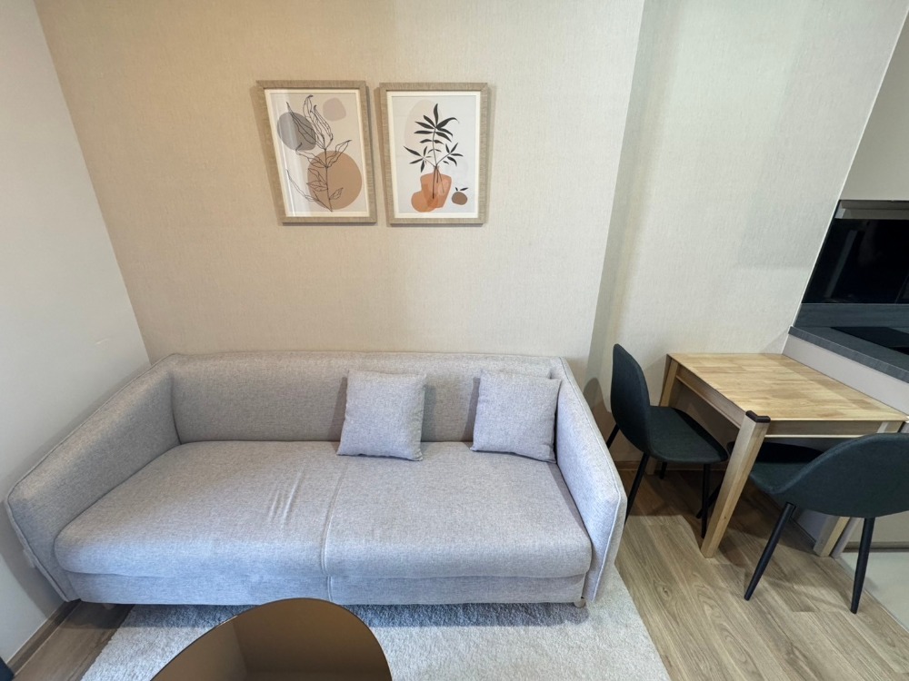 For RentCondoSukhumvit, Asoke, Thonglor : 🏢 Oka Haus 🛏️Beautiful room ✨Many rooms 🌐 Good location📍High floor 🌤️Beautiful view 🛋️Fully furnished 📺Fully equipped appliances (special price)