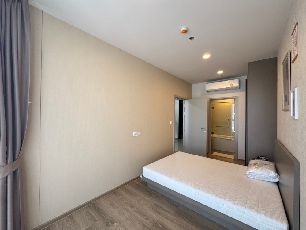 For RentCondoSukhumvit, Asoke, Thonglor : 🏢 Oka Haus 🛏️Beautiful room ✨Many rooms 🌐 Good location📍High floor 🌤️Beautiful view 🛋️Fully furnished 📺Fully equipped appliances (special price)