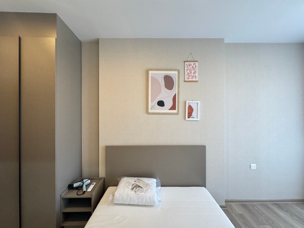 For RentCondoSukhumvit, Asoke, Thonglor : 🏢 Oka Haus 🛏️Beautiful room ✨Many rooms 🌐 Good location📍High floor 🌤️Beautiful view 🛋️Fully furnished 📺Fully equipped appliances (special price)