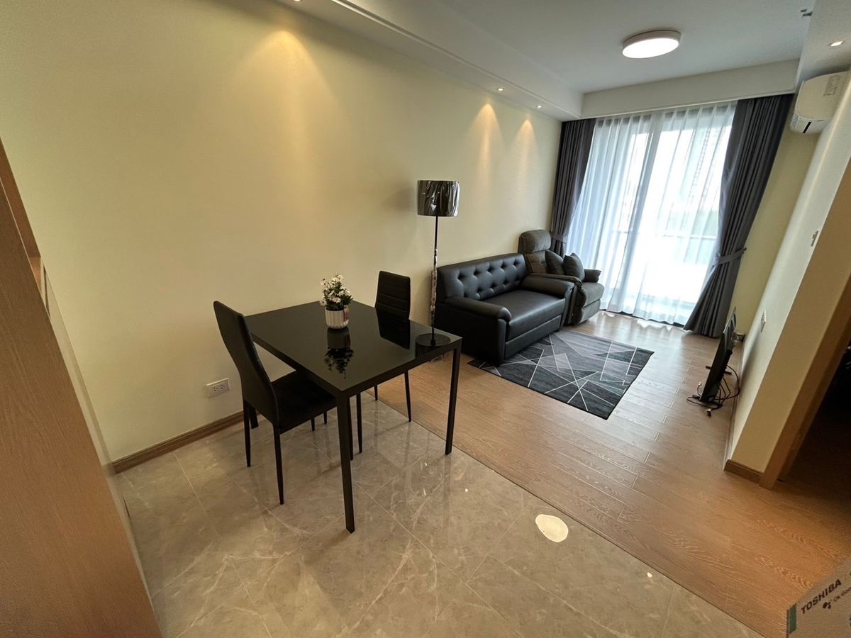 For RentCondoSathorn, Narathiwat : For rent Regal condo on Narathiwat Ratchanakarin Road, near BTS Chong Nonsi & BRT Chan Road