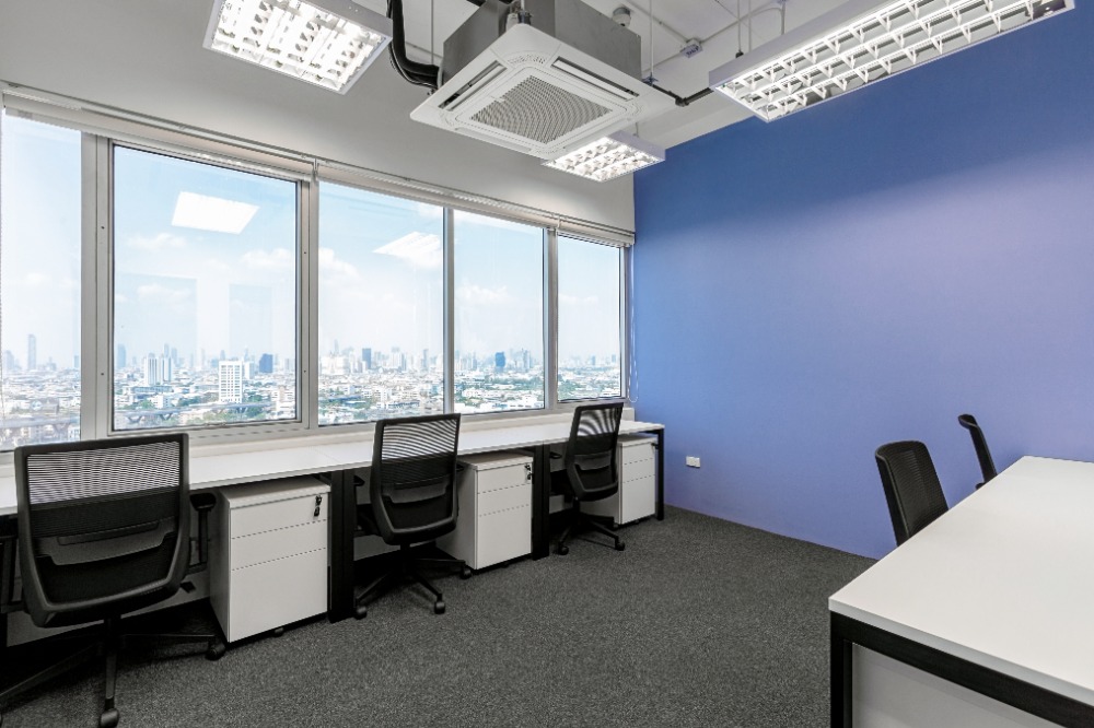 ให้เช่าพระราม 3 สาธุประดิษฐ์ : Open plan office space for 15 persons in HQ SV City Tower