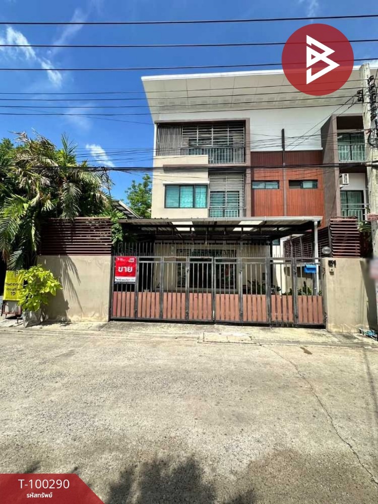 For SaleTownhomeLadprao101, Happy Land, The Mall Bang Kapi : Townhouse for sale, 3 floors, area 30.1 square meters, Bueng Kum, Bangkok