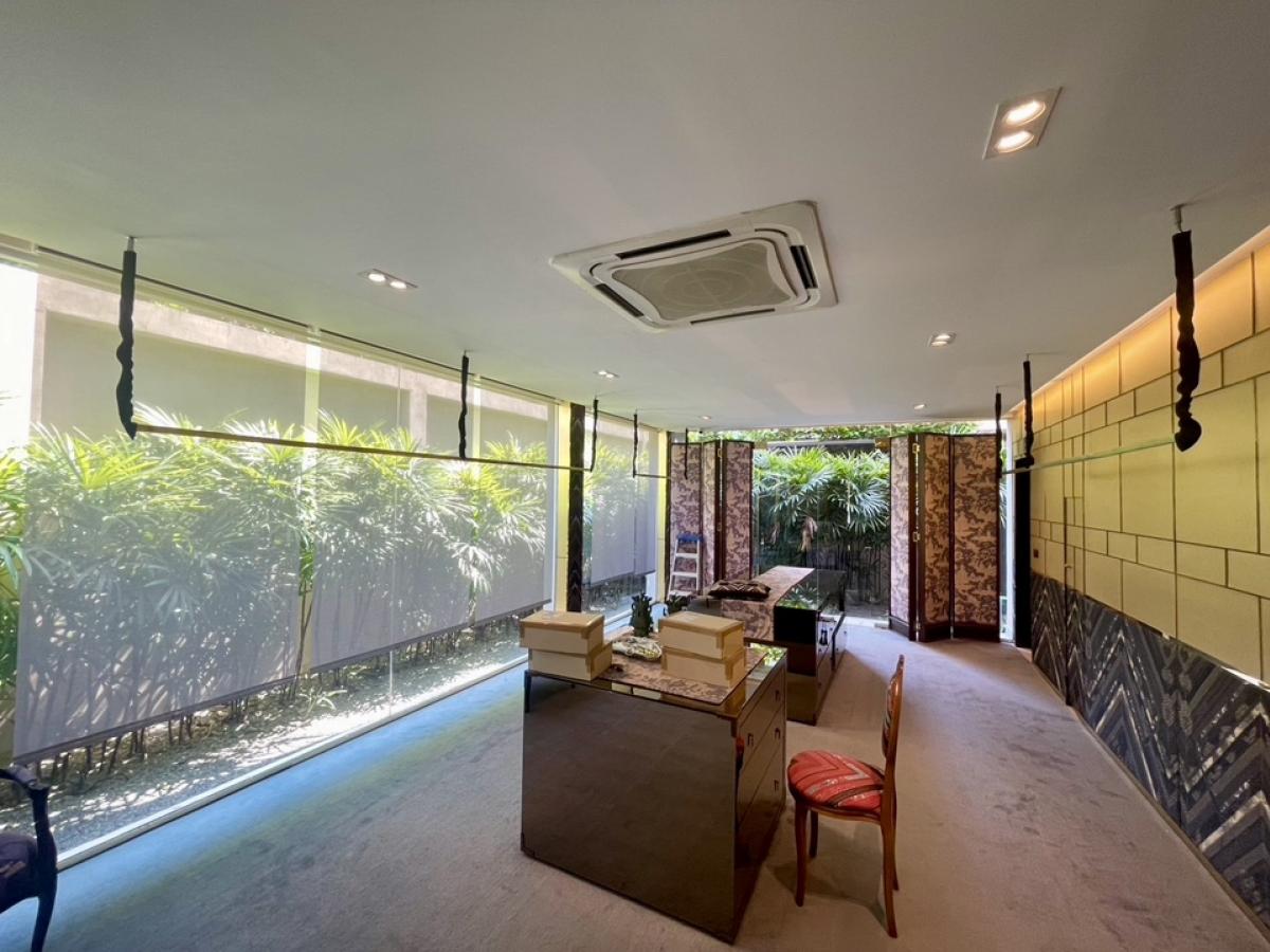 ให้เช่าทาวน์โฮมพัฒนาการ ศรีนครินทร์ : ให้เช่า noble cube พัฒนาการ ตกเเต่งออฟฟิต เหมะทำร้านเเบะอยู่อาศัย