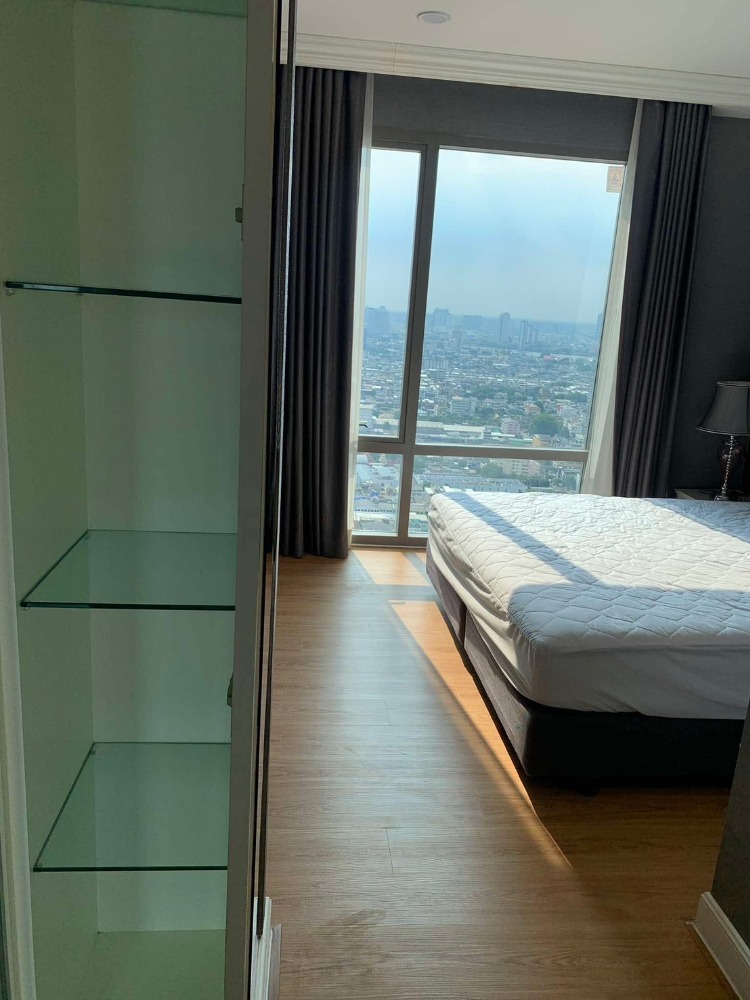 For SaleCondoRama3 (Riverside),Satupadit : Urgent sale 📍 Star View 📍 2 bedrooms, 2 bathrooms, fully furnished, including built-ins.