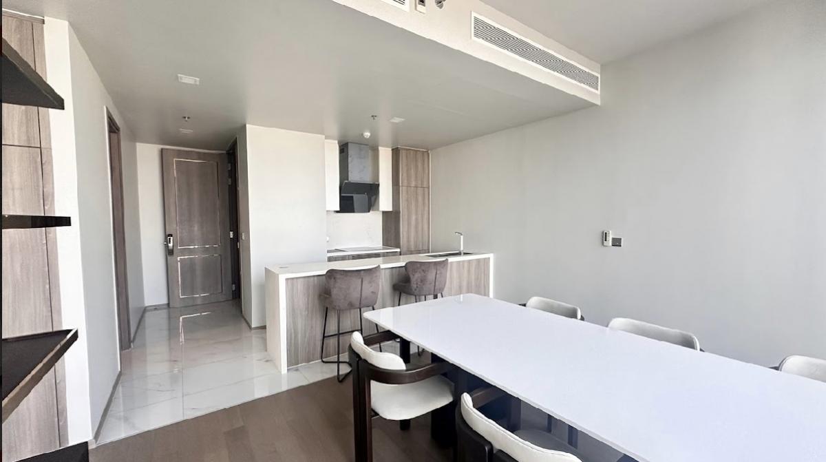 ให้เช่าคอนโดสุขุมวิท อโศก ทองหล่อ : For Rent : Celes Asoke 3Bed 3Bath 140sqm high floor 37++ 200k close to Bts Asoke good location