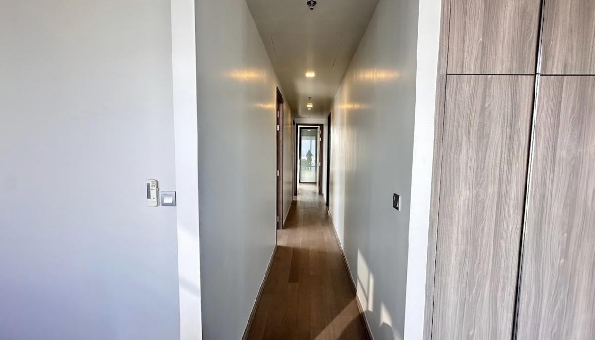 ให้เช่าคอนโดสุขุมวิท อโศก ทองหล่อ : For Rent : Celes Asoke 3Bed 3Bath 140sqm high floor 37++ 200k close to Bts Asoke good location