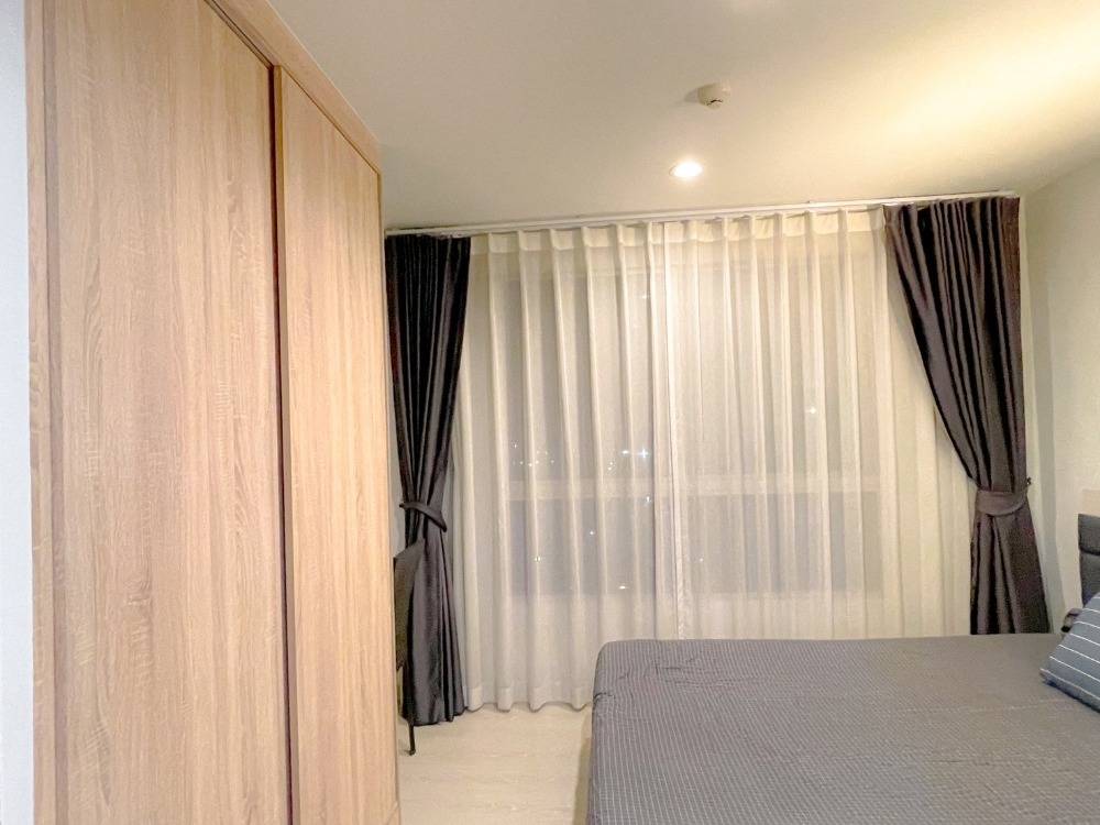 For SaleCondoRama 2, Bang Khun Thian : For sale/rent, approximately 300 m. from Rama 2 Road, near the expressway entrance/exit.