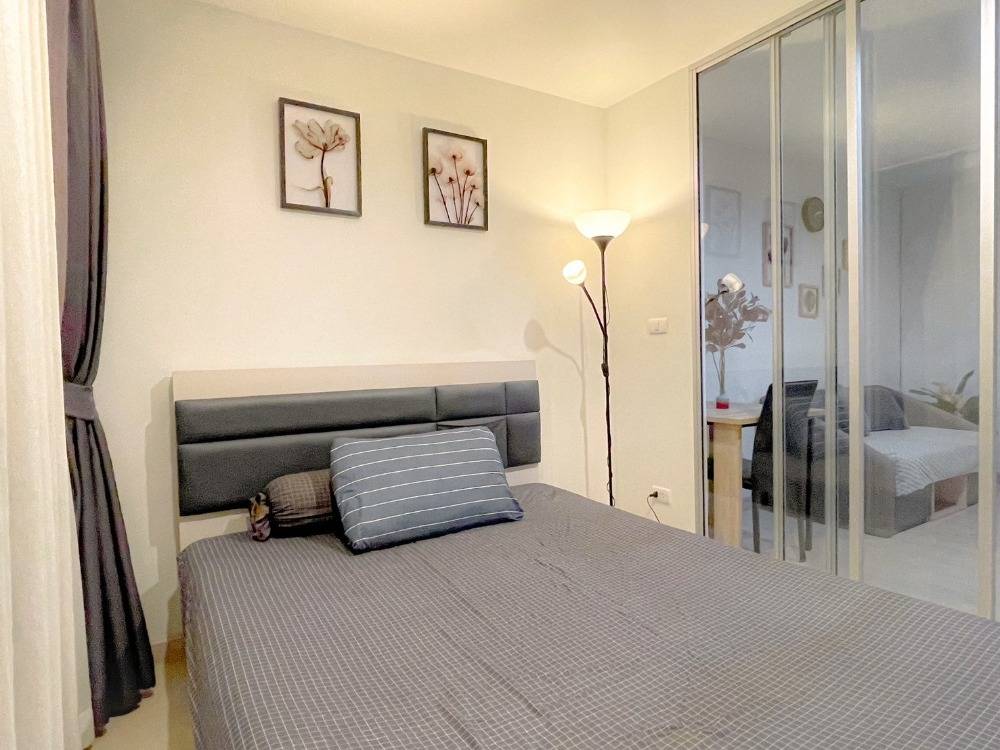 For SaleCondoRama 2, Bang Khun Thian : For sale/rent, approximately 300 m. from Rama 2 Road, near the expressway entrance/exit.