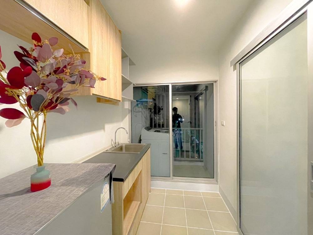 For SaleCondoRama 2, Bang Khun Thian : For sale/rent, approximately 300 m. from Rama 2 Road, near the expressway entrance/exit.