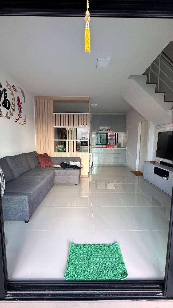 For RentTownhomeOnnut, Udomsuk : Ready to move in, 3-storey townhouse, 3 bedrooms, 3 bathroom (Pets allowed)