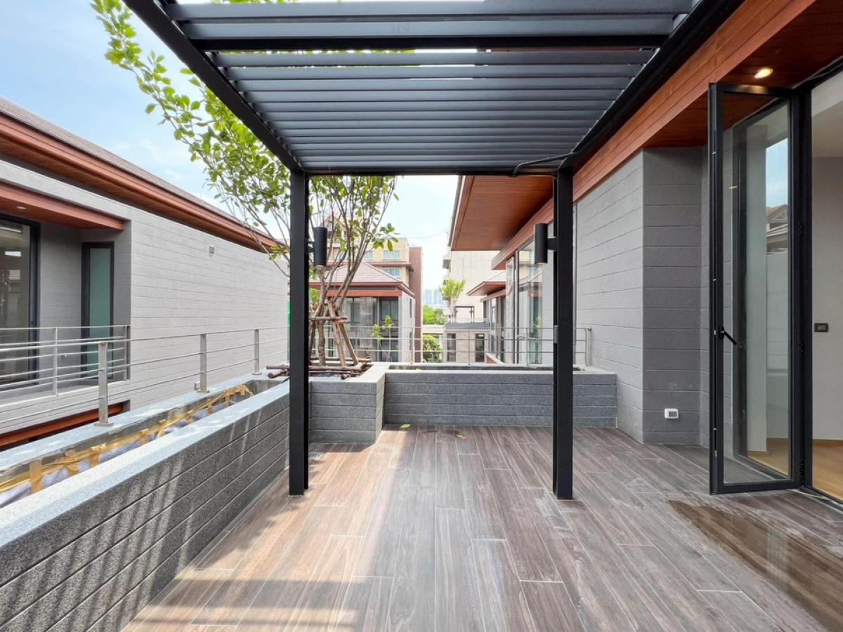 ขายบ้านสาทร นราธิวาส : ขายบ้าน Anina Villa Sarthorn Yenakart  ขนาด 520 Sq.m  4 bed 5 bath เพียง 68 MB ติดต่อ 086-795-9997 (จิมมี่)