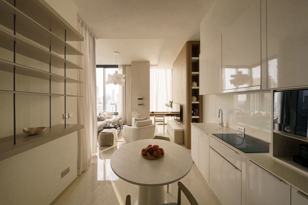 ให้เช่าคอนโดสีลม ศาลาแดง บางรัก : For rent ASHTON SILOM 🔥วิวเมือง ชั้นสูง 2 Bedroom  2 Bath  72 sq.m. 80,000 baht