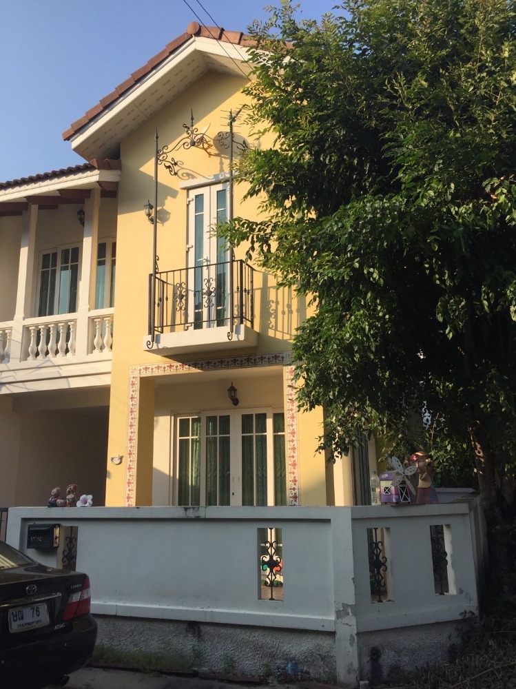 For SaleTownhomeChaengwatana, Muangthong : A8031267 For sale: 2-storey corner townhouse, Piemsuk, Tiwanon, Pak Kret, Chaengwattana, decorated, ready to move in, size 25 sq m.
