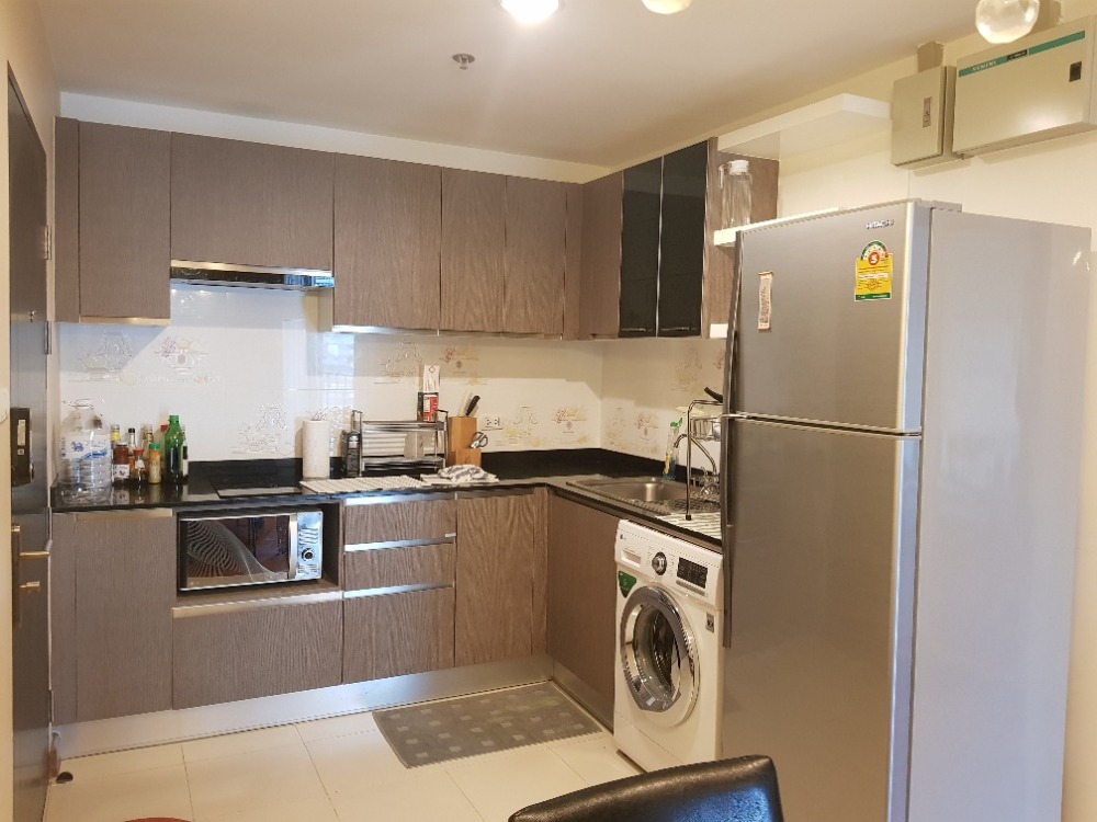 For RentCondoRama9, Petchburi, RCA : Available  NOW, for rent, 2 bedrooms, Condo Belle Grand Rama 9 **Beautiful room, built-in furniture**