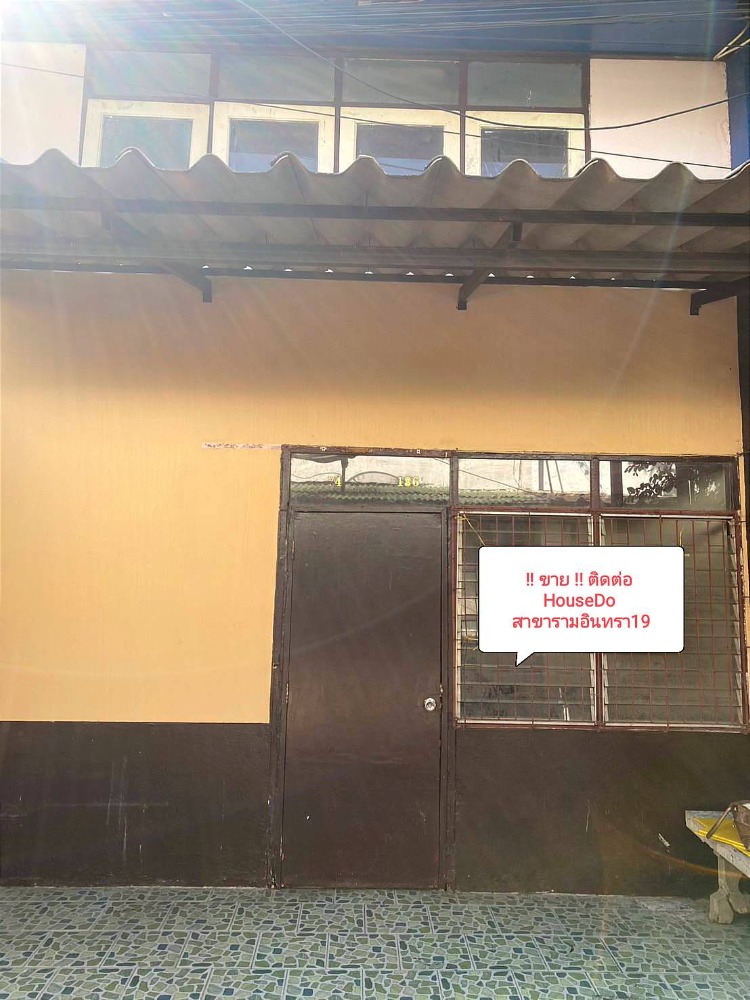For SaleTownhomeLadprao101, Happy Land, The Mall Bang Kapi : !! Urgent sale, 2-storey townhouse !!