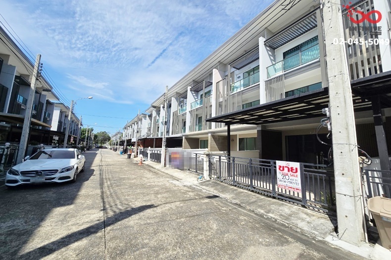 For SaleTownhomeNonthaburi, Bang Yai, Bangbuathong : Townhouse for sale, 3 floors, Town Avenue Merge-Rattanathibet, 20 square wah, located in Soi Wat Madeua, Rattanathibet Road