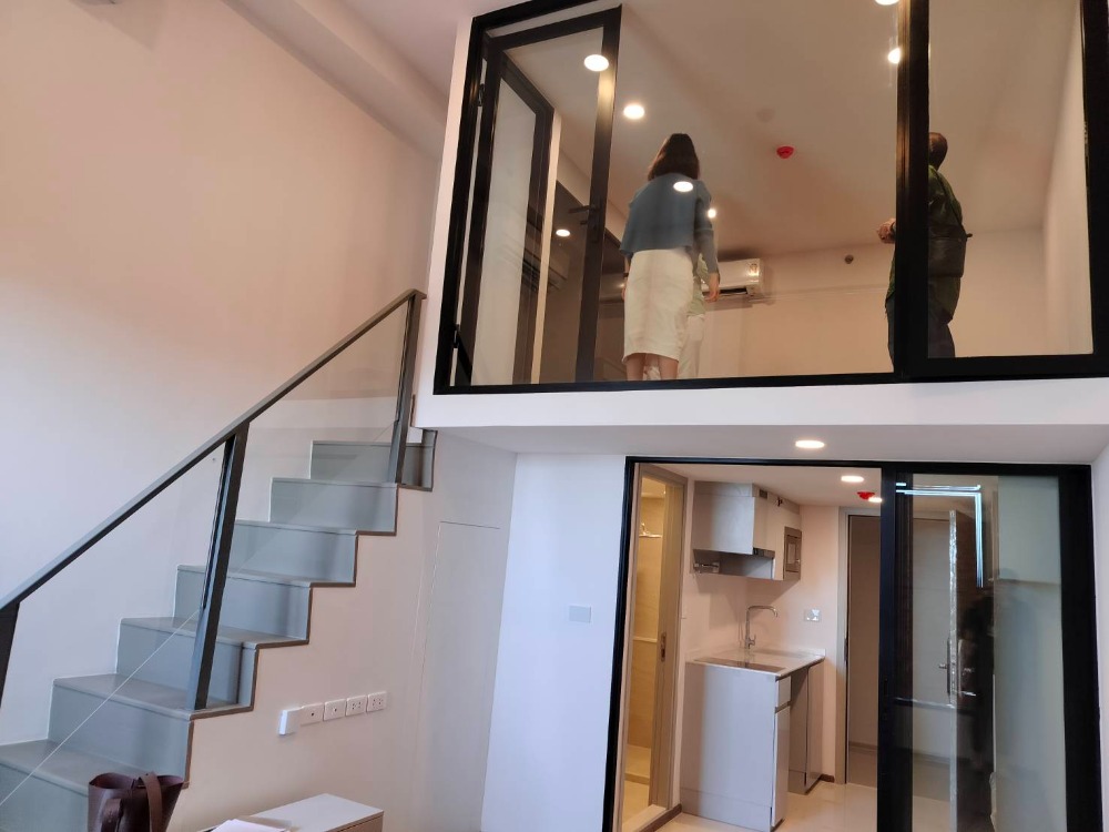 Sale DownCondoKasetsart, Ratchayothin : Selling cheaper than the project price, free of all expenses, So Origin Kaset Interchange Condo, High Rise Condo with high ceiling, 150 meters from Kasetsart University Station.