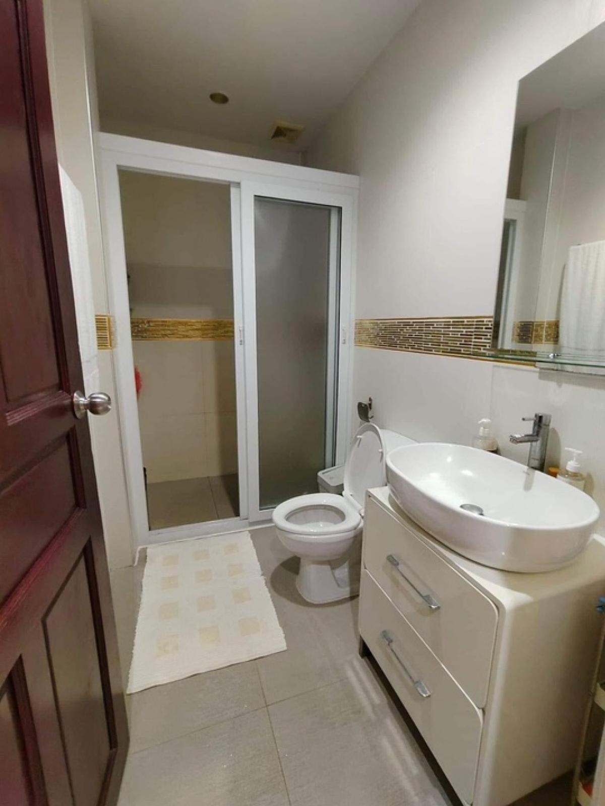 ขายบ้านพัทยา บางแสน ชลบุรี สัตหีบ : 📢👇ขายบ้าน พื้นที่กว้าง พร้อมสระว่ายน้ำส่วนตัว  โซล่าเซลล์ 3เฟส 10กิโลวัตต์  พร้อมกิจการโรงแรมเเมว(ไม่ต้องการสามารถยกตู้ออกได้ ปรับเป็นกิจการอื่น หรือทำอย่างอื่นได้)  อยู่บนเขา น้ำไม่ท่วม ไม่แออัด เดินทางสะดวก ซอย สยามคันทรีคลับ