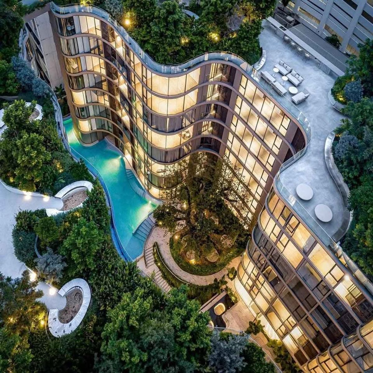 For RentCondoSukhumvit, Asoke, Thonglor : Fynn Asoke