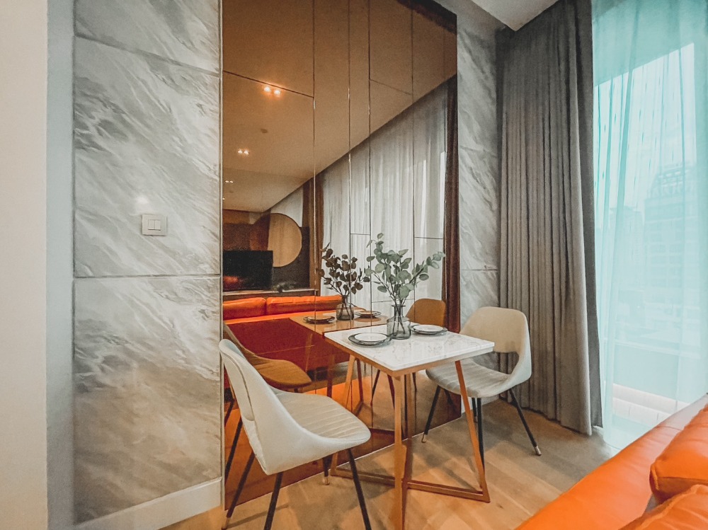 For SaleCondoSilom, Saladaeng, Bangrak : Sell ​​Saladaeng One Ready to move in (S15-16057)