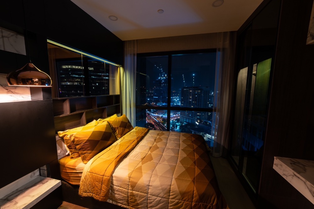 For SaleCondoSiam Paragon ,Chulalongkorn,Samyan : For sale Ashton Chula-Silom Ready to move in (S15-23240)