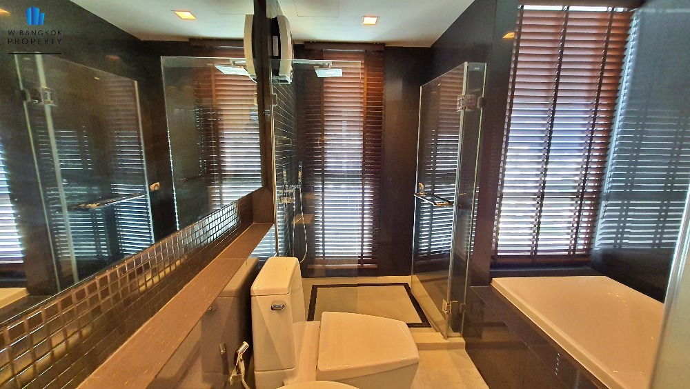 For SaleCondoSathorn, Narathiwat : 🔥HOT Pro🔥For sale, luxury condo, on Sathorn Road, Rhythm Sathorn, 2-Bed, 2-Bath, beautifully decorated, high floor, river view, very beautiful