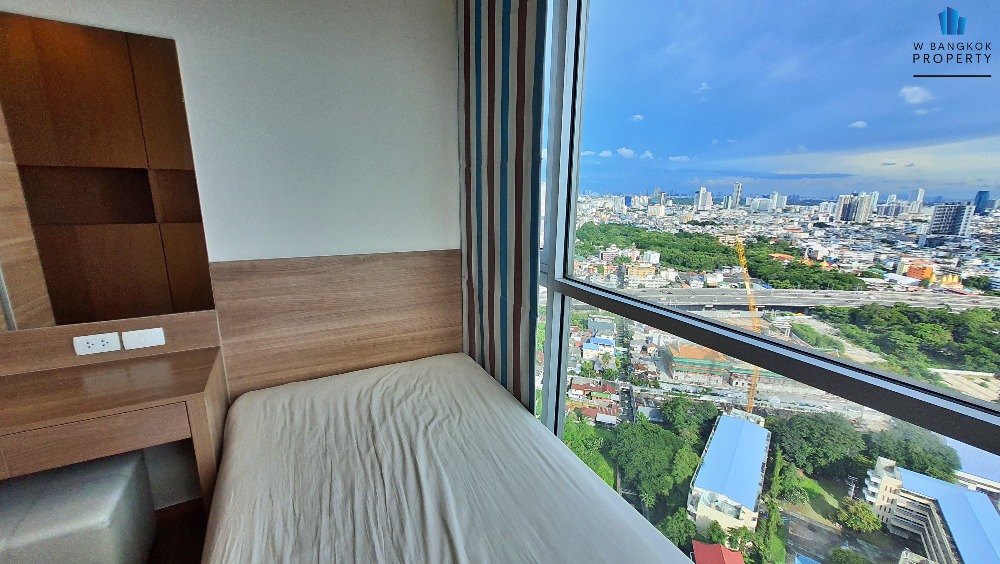 For SaleCondoSathorn, Narathiwat : 🔥HOT Pro🔥For sale, luxury condo, on Sathorn Road, Rhythm Sathorn, 2-Bed, 2-Bath, beautifully decorated, high floor, river view, very beautiful