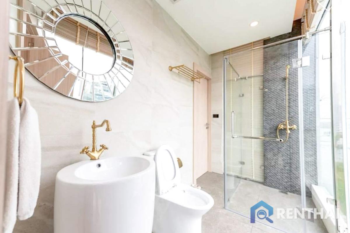 ขายคอนโดพัทยา บางแสน ชลบุรี สัตหีบ : เพนท์เฮ้าส์หรูสำหรับขายบนชั้นบนสุดของ The Palm Wong Amart Beach Pattaya, พร้อมเฟอร์นิเจอร์, สิ่งอำนวยความสะดวกครบครัน