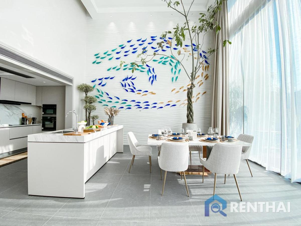 For SaleHousePhuket : Luxurious 4bed Ayana Villa in Phuket with Private Pool & Garden, Semi Furnished