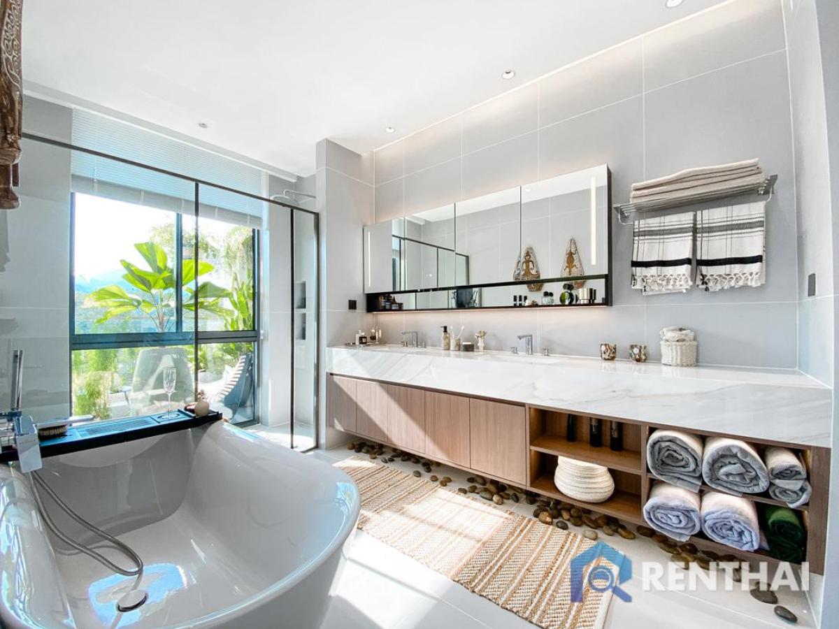 For SaleHousePhuket : Luxurious 4bed Ayana Villa in Phuket with Private Pool & Garden, Semi Furnished