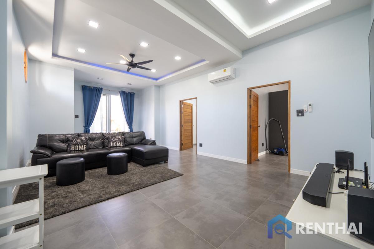 For SaleHousePattaya, Bangsaen, Chonburi : Brand new fully furnished House in Pattaya - Spacious land plot with a large, breezy garden—perfect for relaxing in nature.