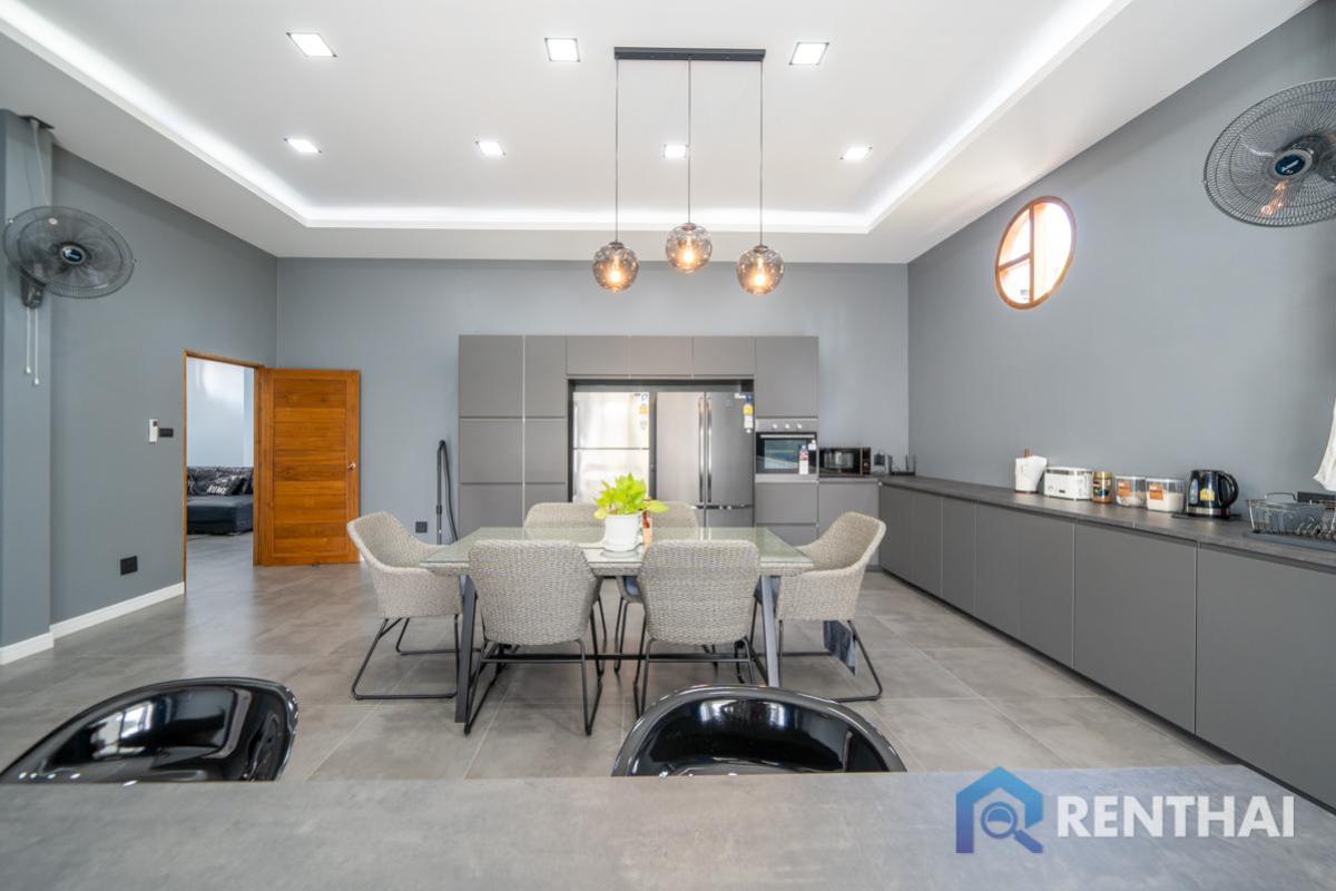 For SaleHousePattaya, Bangsaen, Chonburi : Brand new fully furnished House in Pattaya - Spacious land plot with a large, breezy garden—perfect for relaxing in nature.