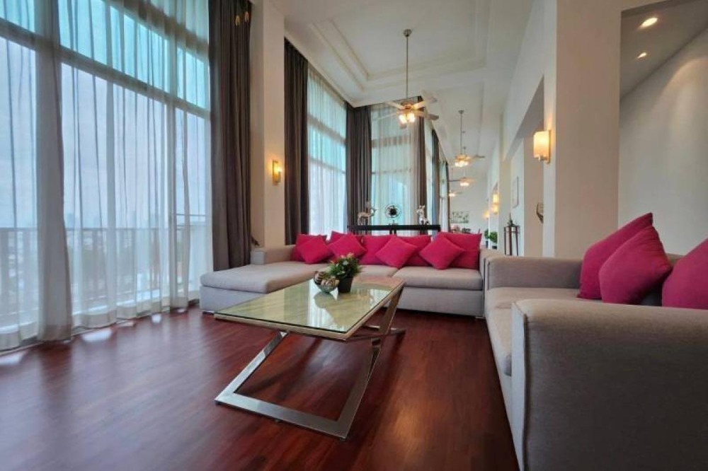 ให้เช่าคอนโดสาทร นราธิวาส : ให้เช่า คอนโด  สาทร แกลเลอรี่ เรสซิเดนซ์ [Sathorn Gallery Residences] ห้องสวย  ราคาดี เดินทางสะดวก เฟอร์นิเจอร์ครบ พร้อมเข้าอยู่ทันที นัดดูห้องได้เลย