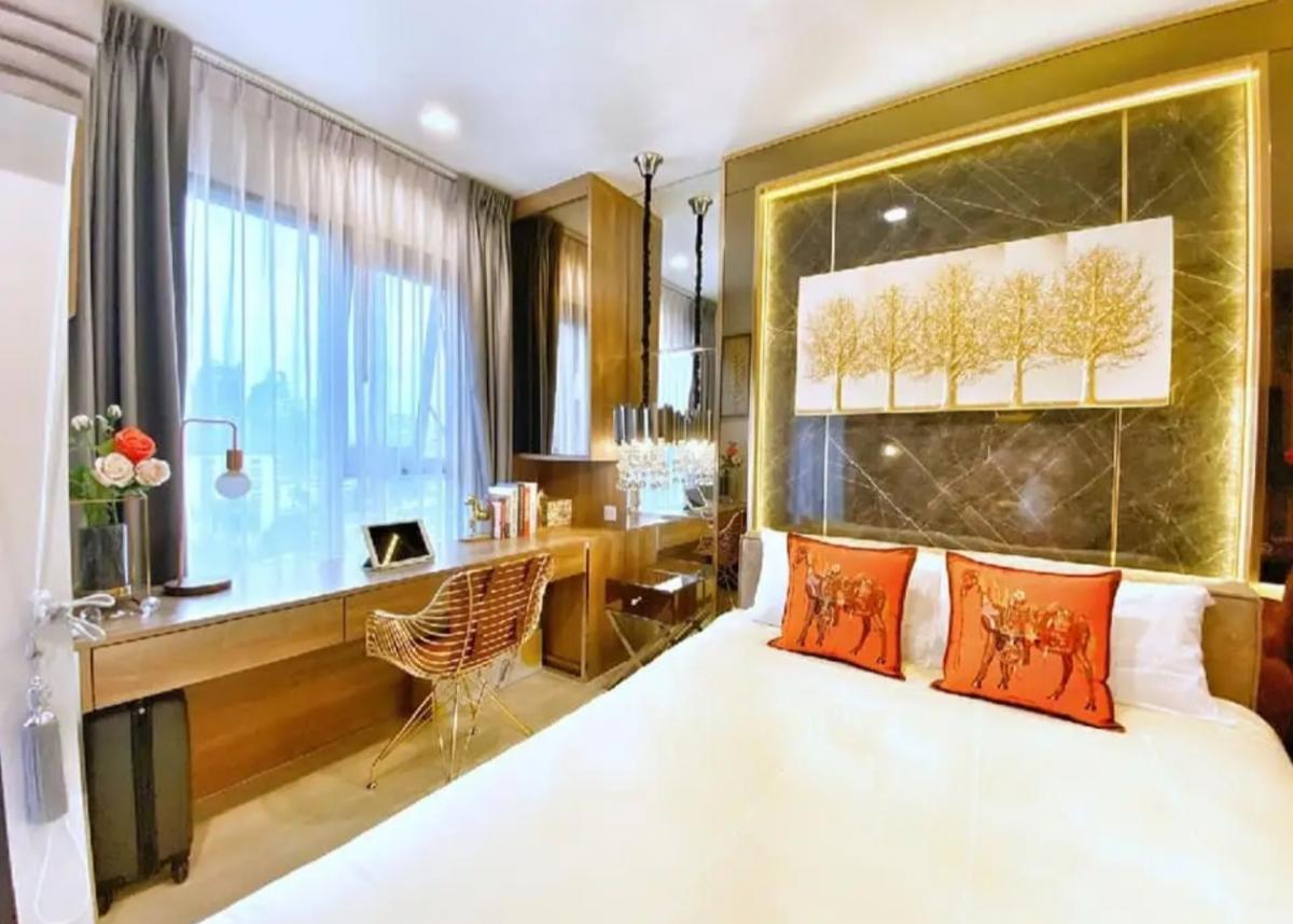 ให้เช่าคอนโดวิทยุ ชิดลม หลังสวน : Life One Wireless Condo for rent : Studio room for 28 sqm. on 18th floor. With fully furnished with electrical appliances.Rental only for 24,000 / m. Just 600 m. to BTS Pleonchit.
