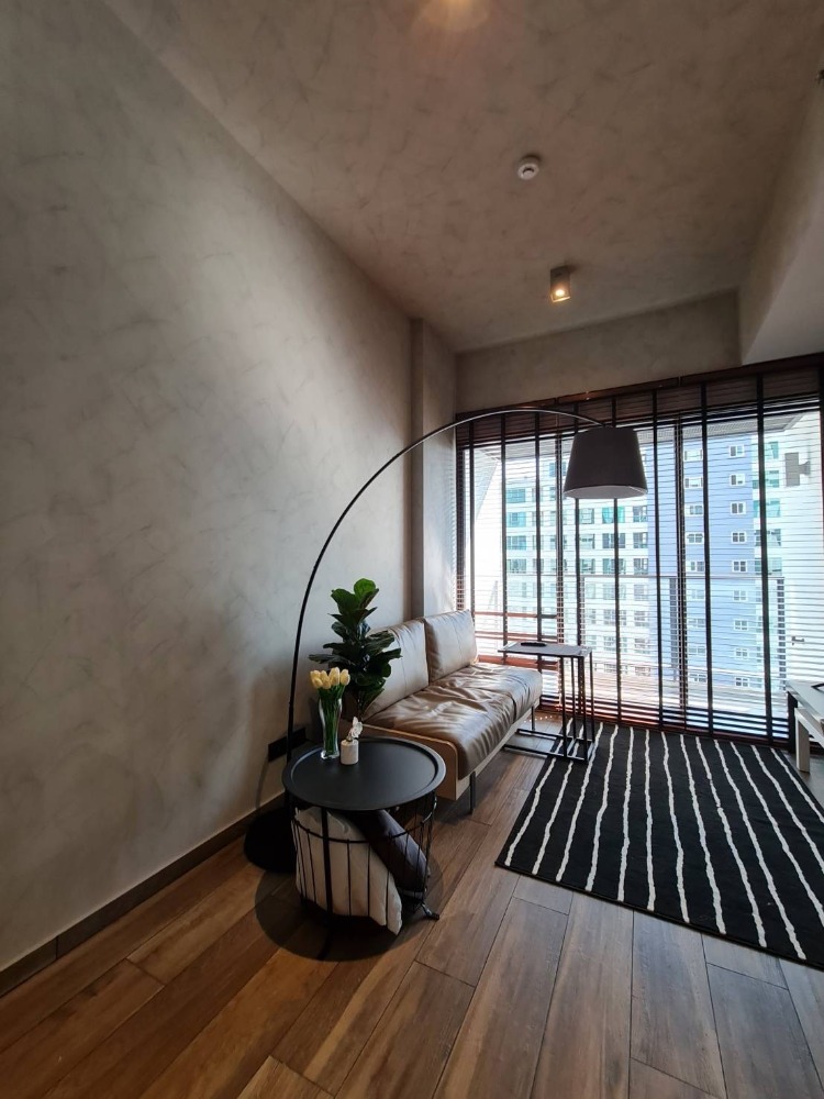For SaleCondoSukhumvit, Asoke, Thonglor : Sell ​​The Lofts Asoke Ready to move in (S15-0261)