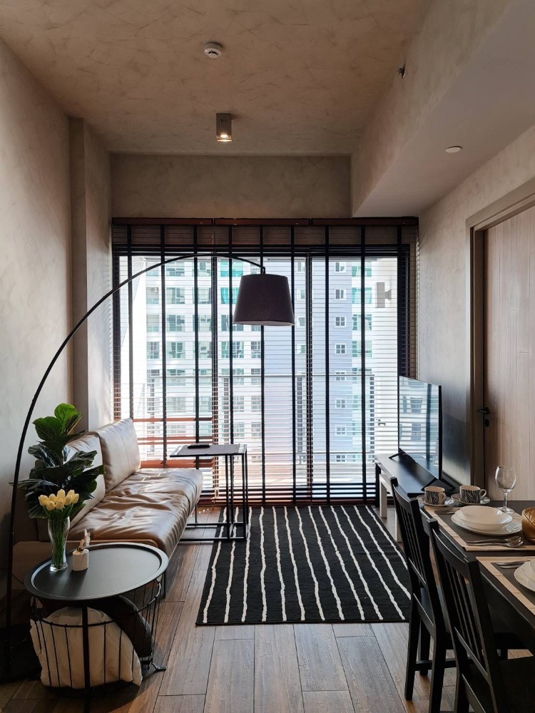 For SaleCondoSukhumvit, Asoke, Thonglor : Sell ​​The Lofts Asoke Ready to move in (S15-0261)