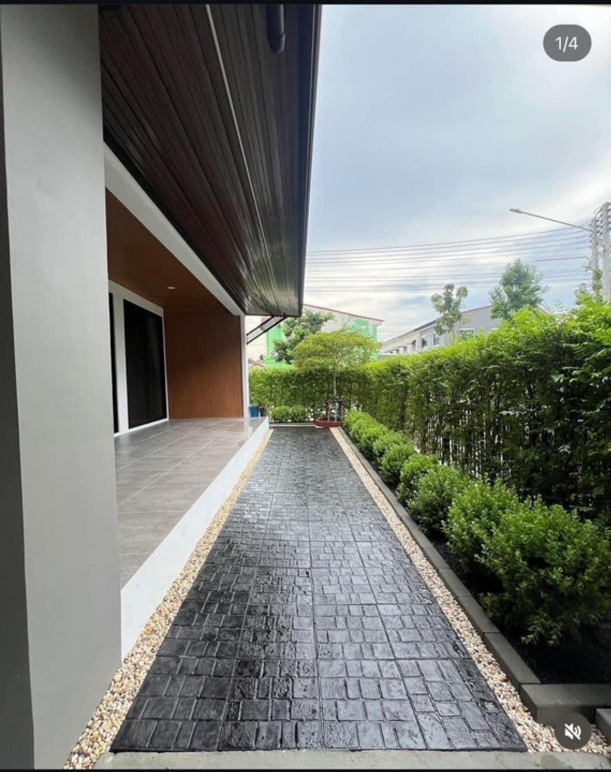 For SaleHousePathum Thani,Rangsit, Thammasat : For sale: The Eternity Greenwood Rangsit, size 330 Sq.m, 3 bed, 6 bath, price 18,500,000 (Rent 120,000), contact 086-795-9997 (Jimmy)